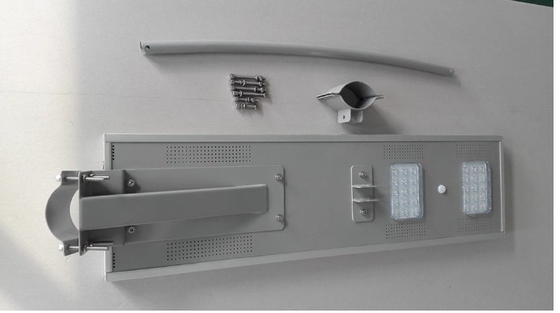 Energy Saving 160lm/W 30W Led Street Lights Solar Powered