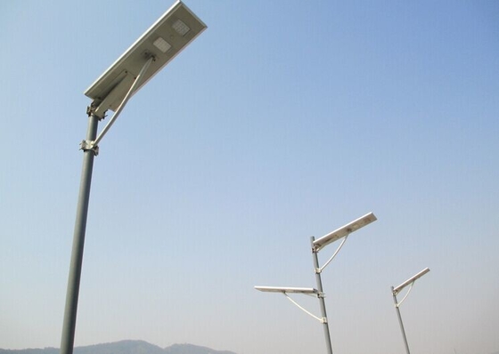 Energy Saving 160lm/W 30W Led Street Lights Solar Powered