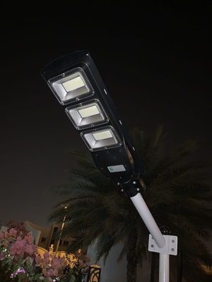 Green Power 90W Solar Street Lamps For Garden